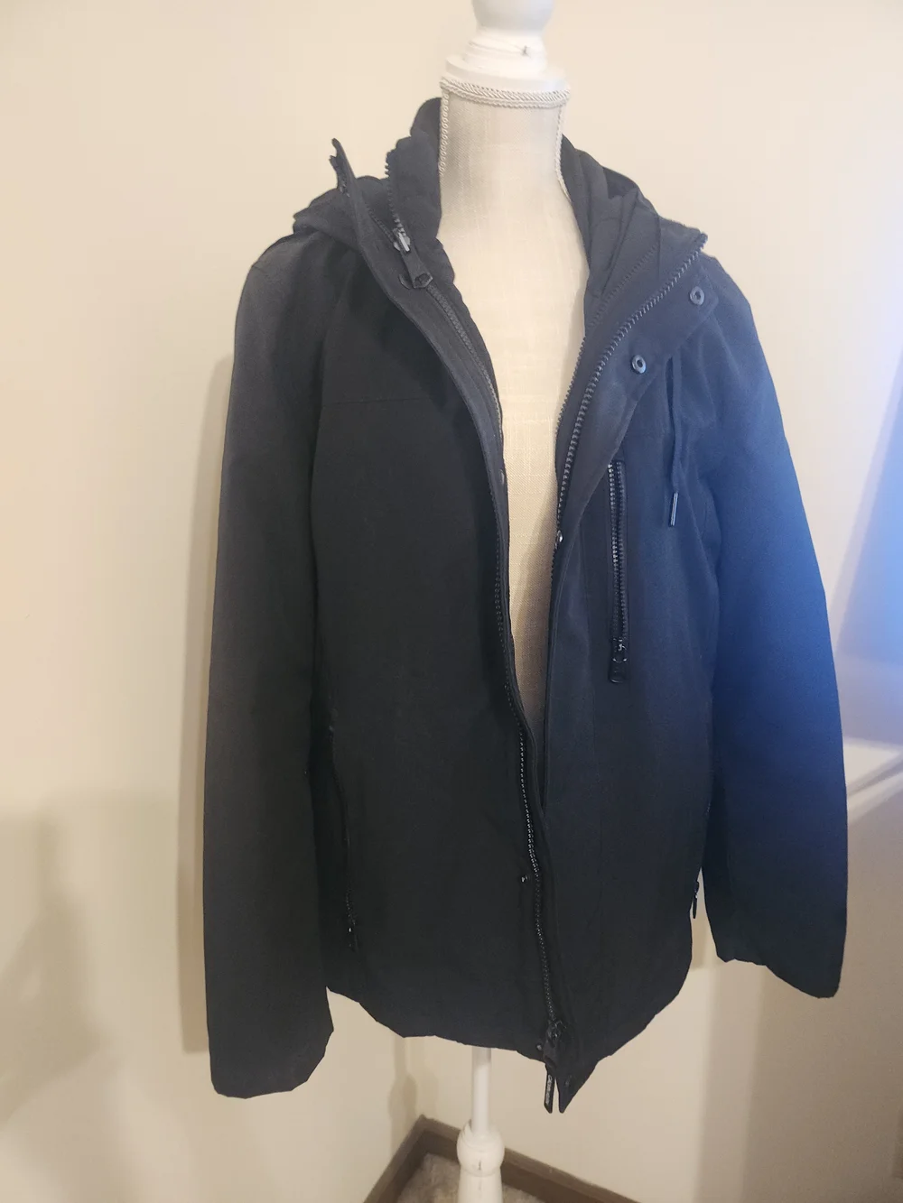 Calvin Klein Women's Black Hooded Puffer Jacket